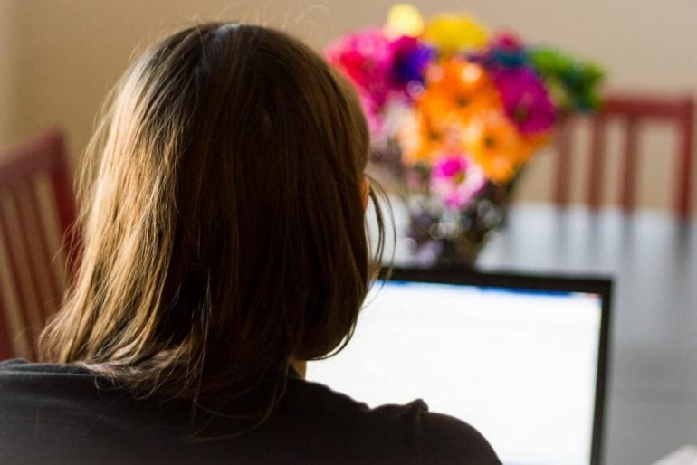 Are New FTC Guidlines Hanging Affiliate Marketers Out To Dry?