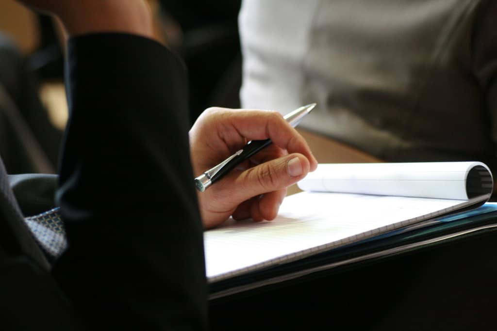5 Tips to Emotionally Capture Your Readers Using Your Content