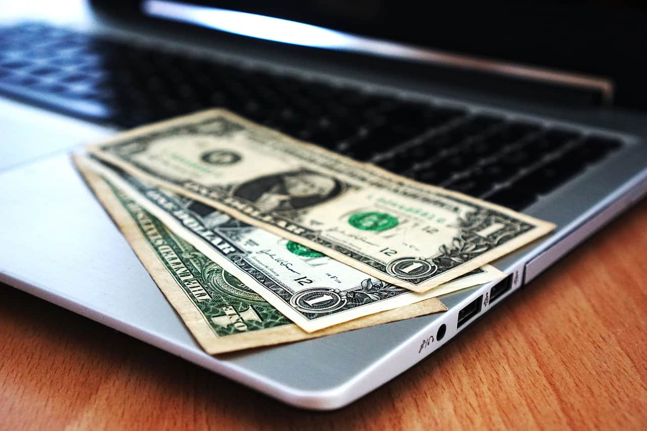 cut-through-the-noise-4-tips-to-monetize-content