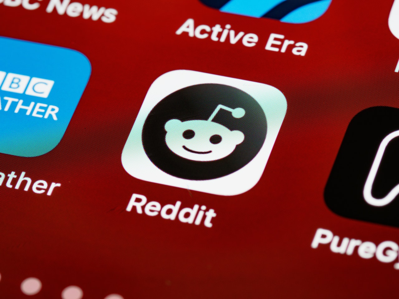 Reddit Marketing 101: How to Successfully Market on Reddit