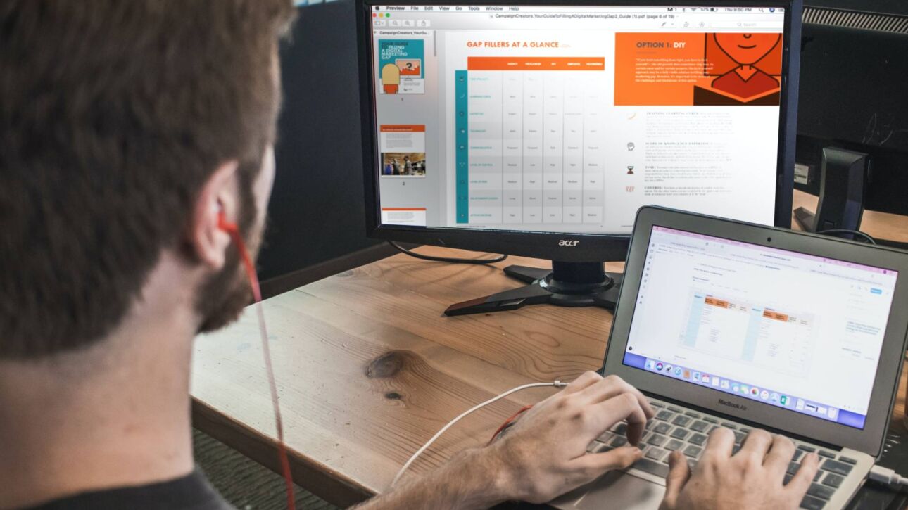 Marketer researching and implementing different content conversion strategies